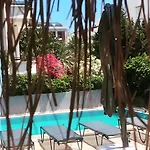 Hotel Berry Bella