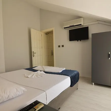 Berry Bella Hotel *