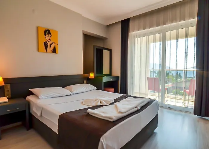 Berry Bella Hotell *