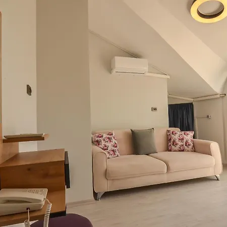 Hotel Berry Bella