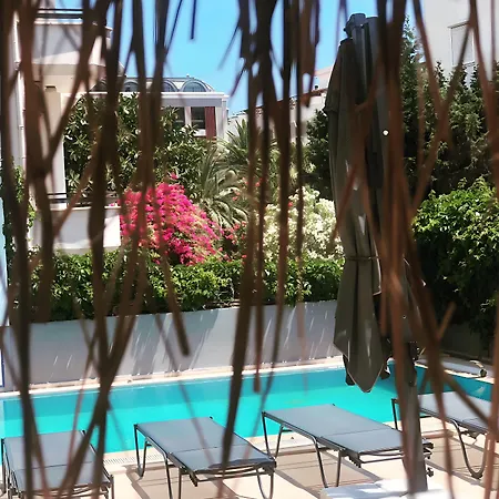 Hotel Berry Bella