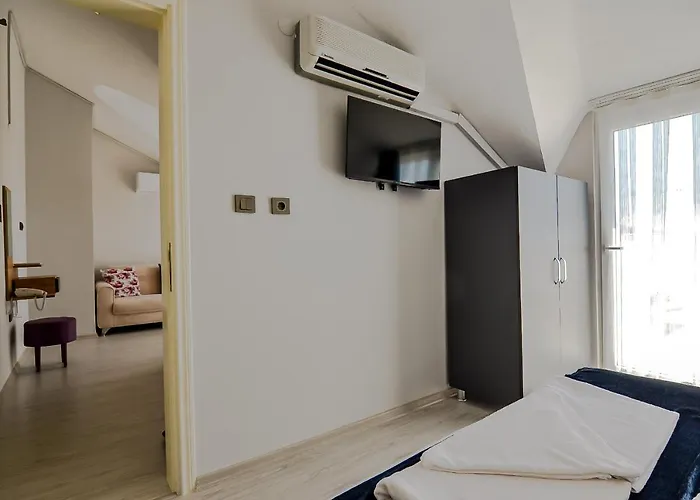 Berry Bella 马尔马里斯